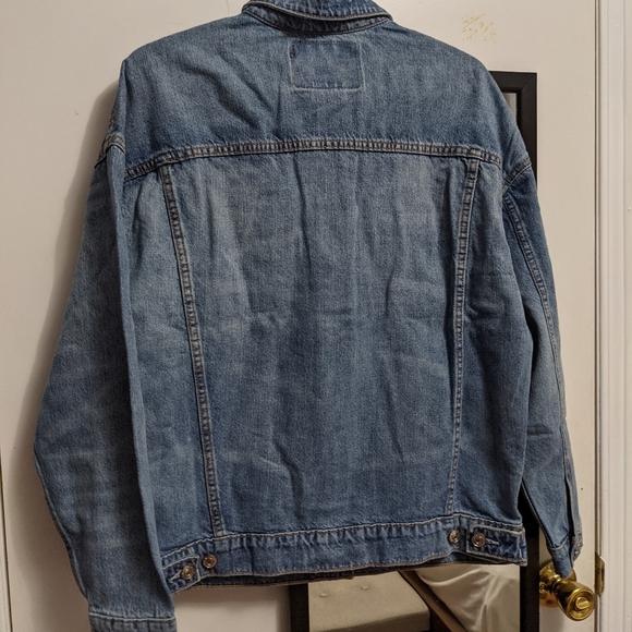 AE BNWT DENIM JACKET - Picture 3 of 5